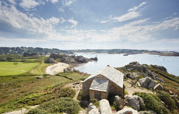 Flore Loened "Découverte de la pointe de Primel" Du 8 juil au 16 août 2024