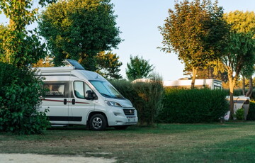 Camping de Sunêlia Baie de Saint Pol B0018BRE029V50JU52